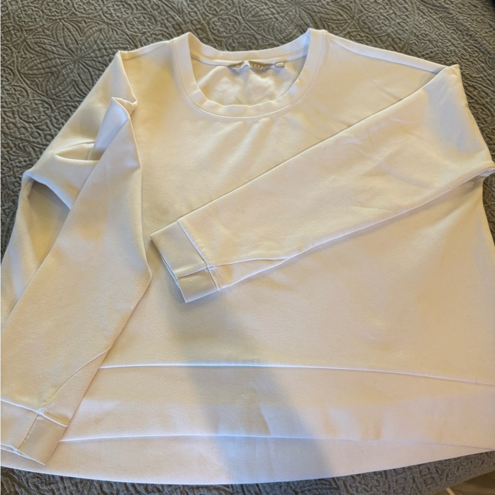 Athleta Off-White Long Sleeve Top
